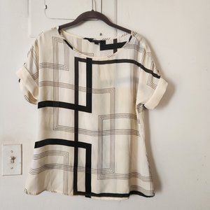 Banana Republic Women 's blouse, short rolled sleeves